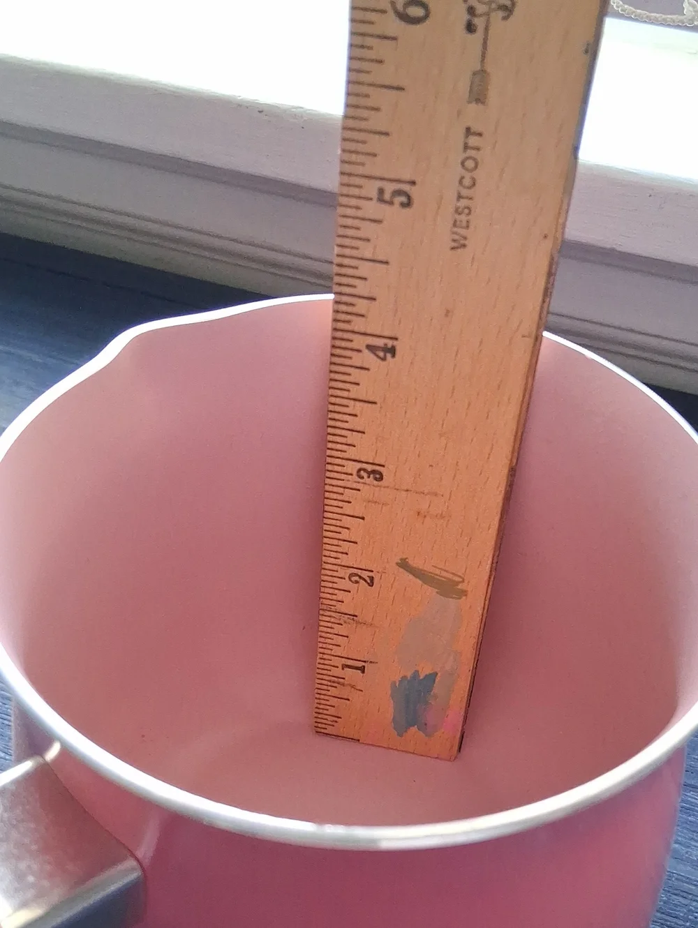 Hamilton Beach Pink Pouring Pot with Ergonomic Handle